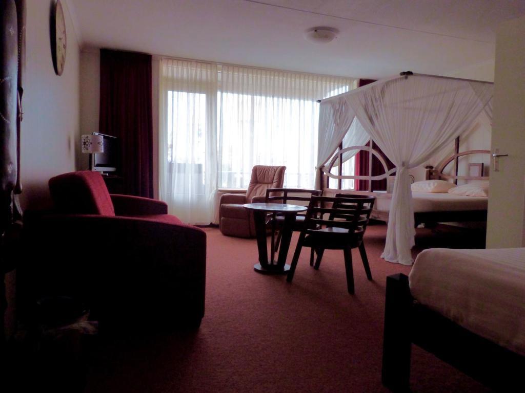 Hotel Wienerhof Den Helder Oda fotoğraf
